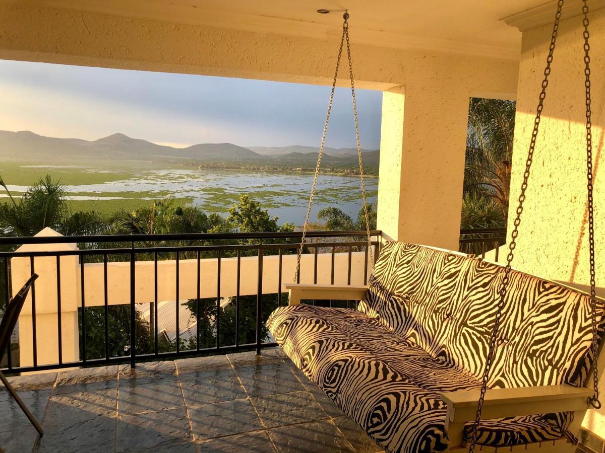Kosmos Lodge Hartbeespoort Exteriör bild